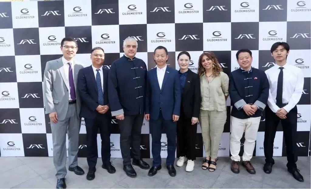 启新程 开新篇,JAC自动挡皮卡智利焕新发布 - 第3张 - 提加商用车网 启新程 开新篇,JAC自动挡皮卡智利焕新发布 - 第3张