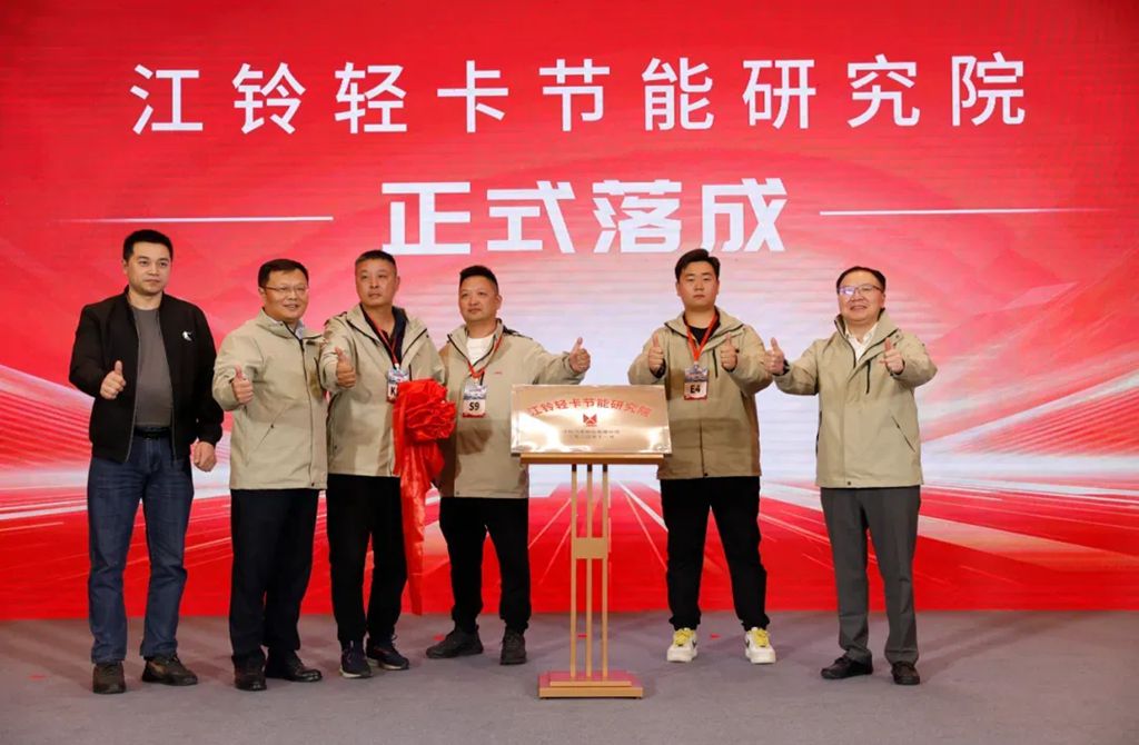“超强2.5L柴油发动机”就是TA! - 第3张 - 提加商用车网 “超强2.5L柴油发动机”就是TA! - 第3张