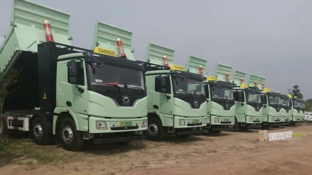 批量交付!徐工纯电动自卸车加速“绿色城建” - 第1张 - 提加商用车网 批量交付!徐工纯电动自卸车加速“绿色城建” - 第1张