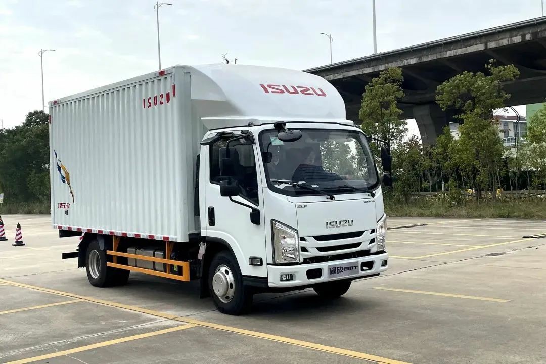 总重15.3吨极限测试,TA“可堪重用”! - 第3张 - 提加商用车网 总重15.3吨极限测试,TA“可堪重用”! - 第3张