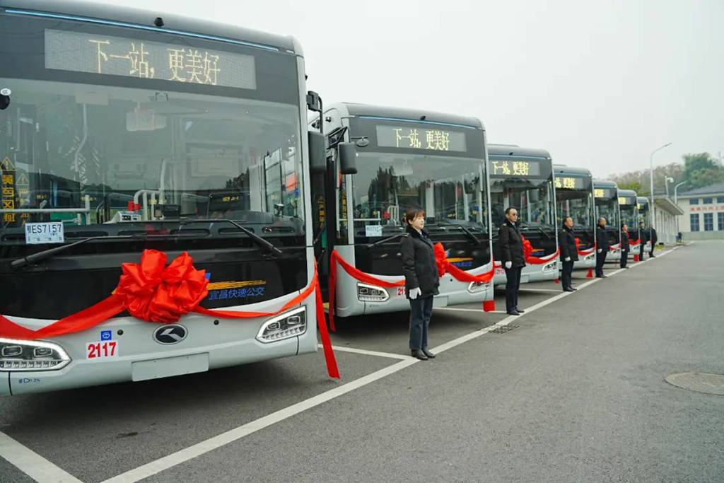 金时金事 | 金龙新能源公交批量交付宜昌,开启宜昌绿色交通新篇章! - 第4张 - 提加商用车网 金时金事 | 金龙新能源公交批量交付宜昌,开启宜昌绿色交通新篇章! - 第4张