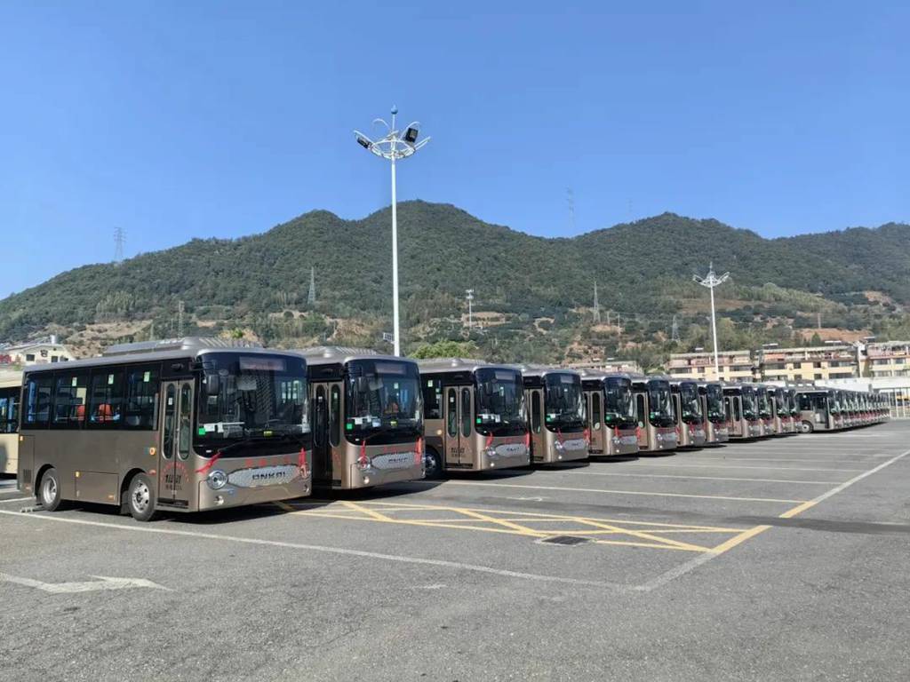 秀水千岛,向绿而兴!安凯客车助力淳安城乡交通一体化 - 第4张 - 提加商用车网 秀水千岛,向绿而兴!安凯客车助力淳安城乡交通一体化 - 第4张