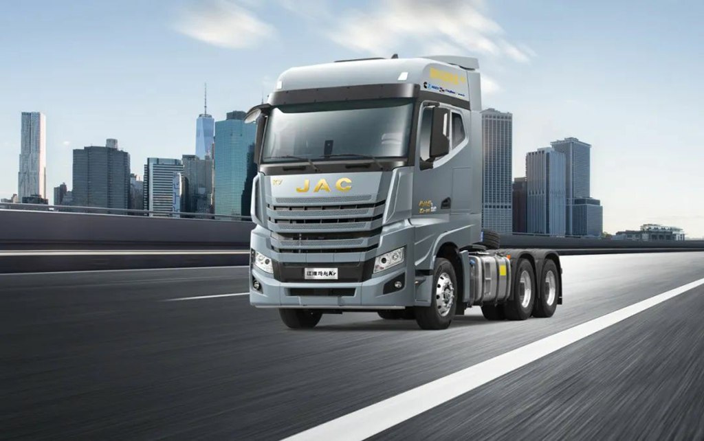 江淮跨越K7助宫师傅一路向“钱”,奔“富”美好~ - 第3张 - 提加商用车网 江淮跨越K7助宫师傅一路向“钱”,奔“富”美好~ - 第3张