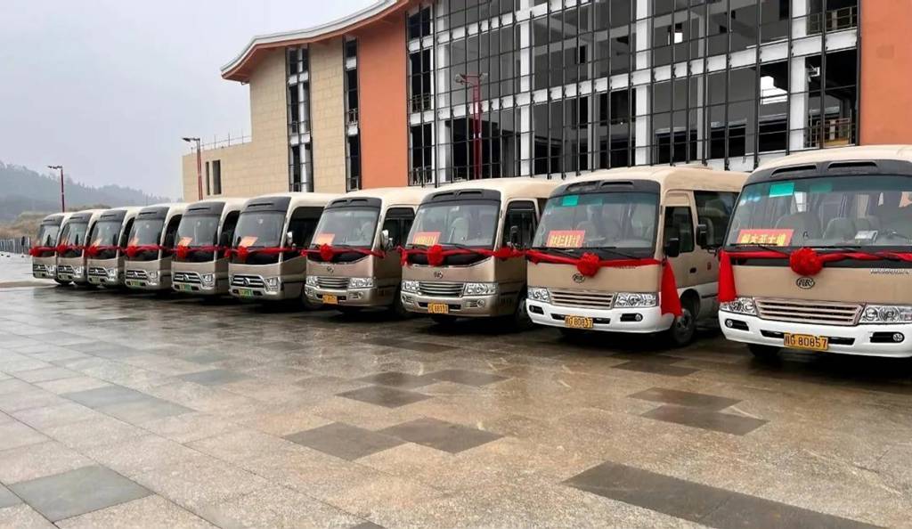 村村通,路路顺!安凯客车助力广西金秀畅达内外 - 第3张 - 提加商用车网 村村通,路路顺!安凯客车助力广西金秀畅达内外 - 第3张