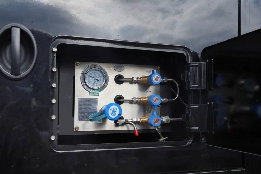 从这款18米公交车看金旅如何实现深度定制化开发 - 第3张 - 提加商用车网 从这款18米公交车看金旅如何实现深度定制化开发 - 第3张