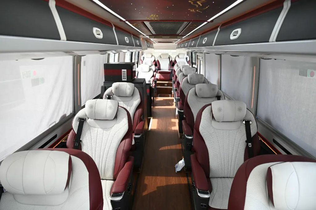 车轮丈量大美山河!苏州金龙获“车轮上的中国”年度盛典两项大奖 - 第4张 - 提加商用车网 车轮丈量大美山河!苏州金龙获“车轮上的中国”年度盛典两项大奖 - 第4张