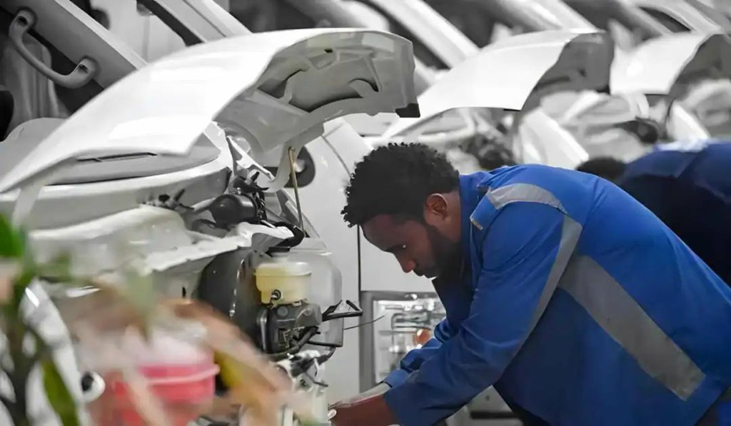 首开先河 金旅客车斩获非洲国家首批纯电客车散件大单 - 第1张 - 提加商用车网 首开先河 金旅客车斩获非洲国家首批纯电客车散件大单 - 第1张