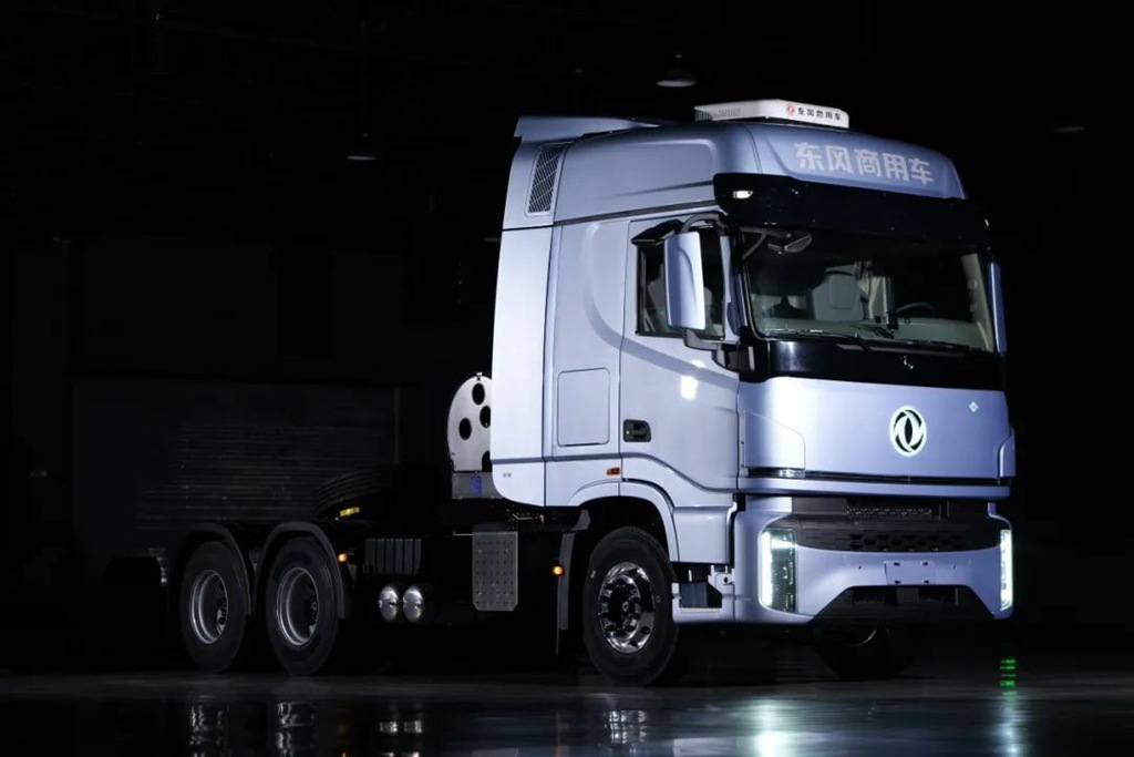 劲燃X9 畅启新程 | 新一代东风畅行X9荣耀上市! - 第9张 - 提加商用车网 劲燃X9 畅启新程 | 新一代东风畅行X9荣耀上市! - 第9张