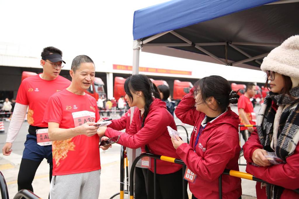 东风柳汽70而上,2024柳州10公里路跑公开赛圆满收官 - 第12张 - 提加商用车网 东风柳汽70而上,2024柳州10公里路跑公开赛圆满收官 - 第12张