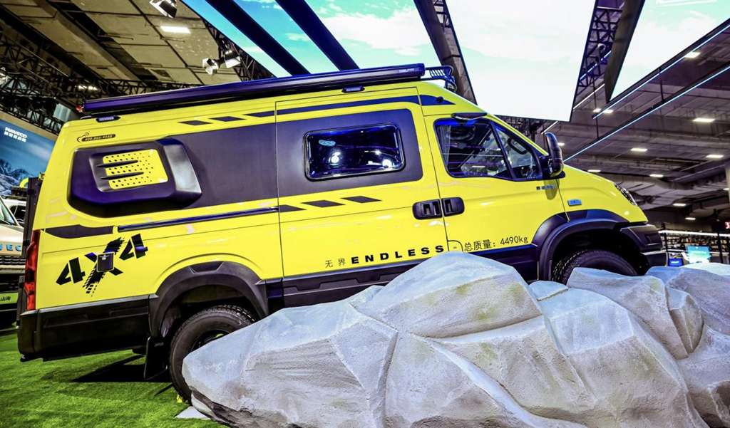 依维柯欧霸·山海房车:越野征途的无畏领航者 - 第2张 - 提加商用车网 依维柯欧霸·山海房车:越野征途的无畏领航者 - 第2张