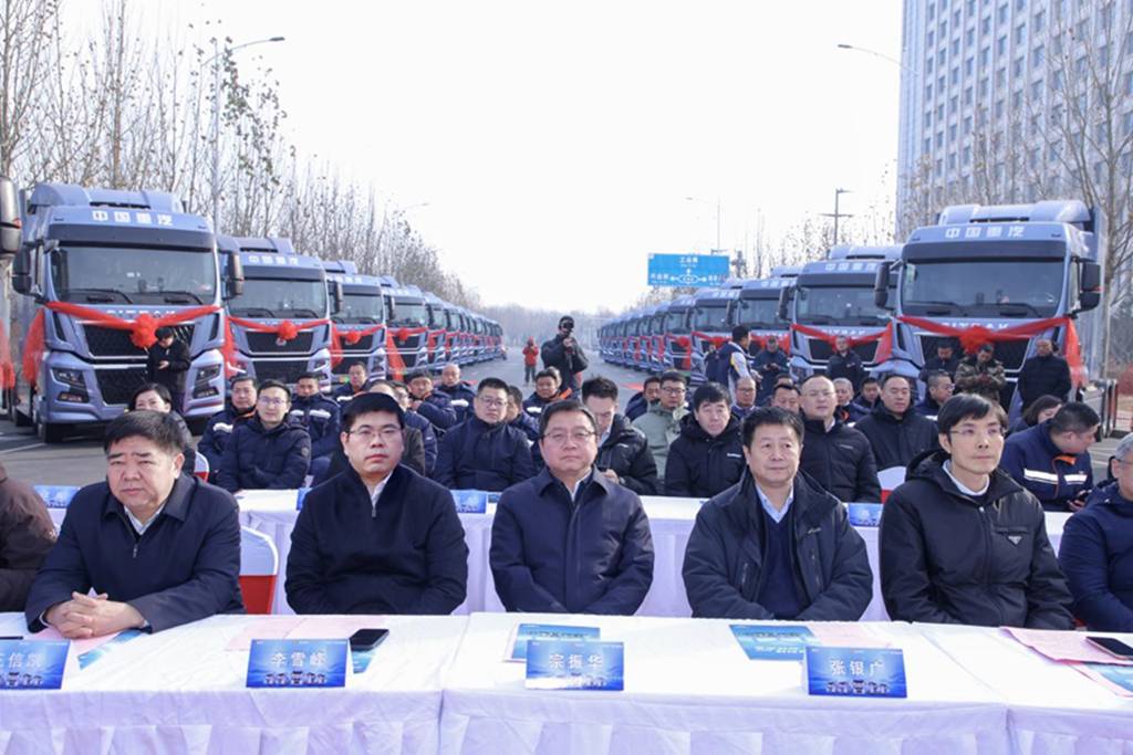 中国重汽&澳森特钢氢能源牵引车交付仪式隆重举行 - 第2张 - 提加商用车网 中国重汽&澳森特钢氢能源牵引车交付仪式隆重举行 - 第2张