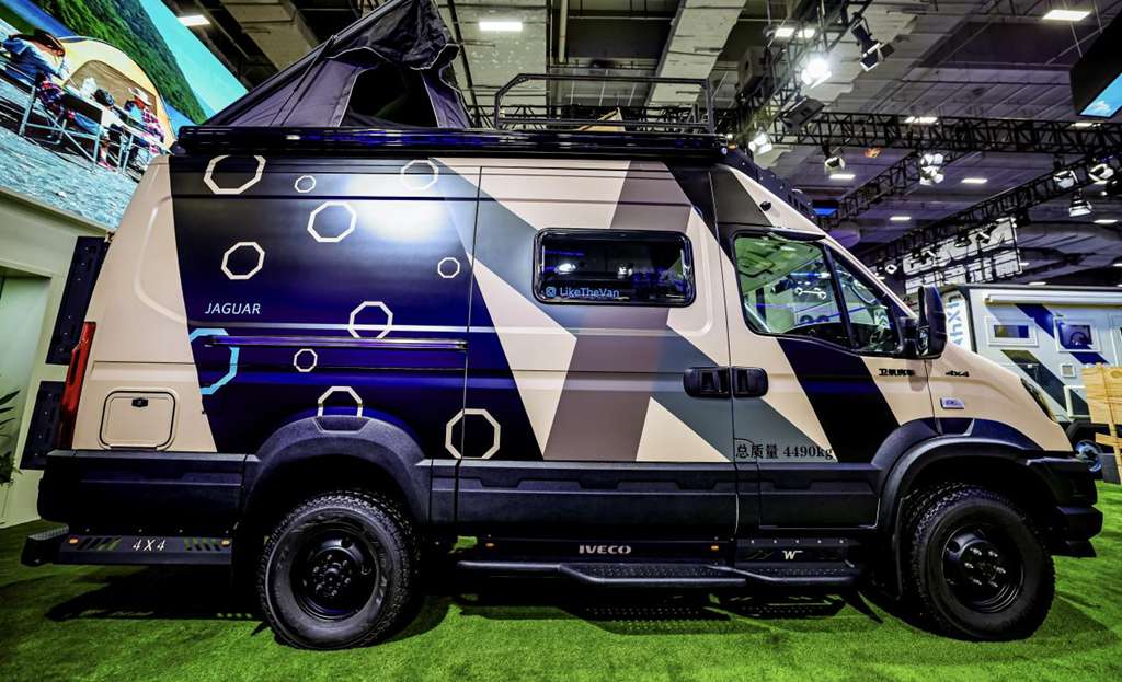 依维柯欧霸·山海房车:越野征途的无畏领航者 - 第3张 - 提加商用车网 依维柯欧霸·山海房车:越野征途的无畏领航者 - 第3张