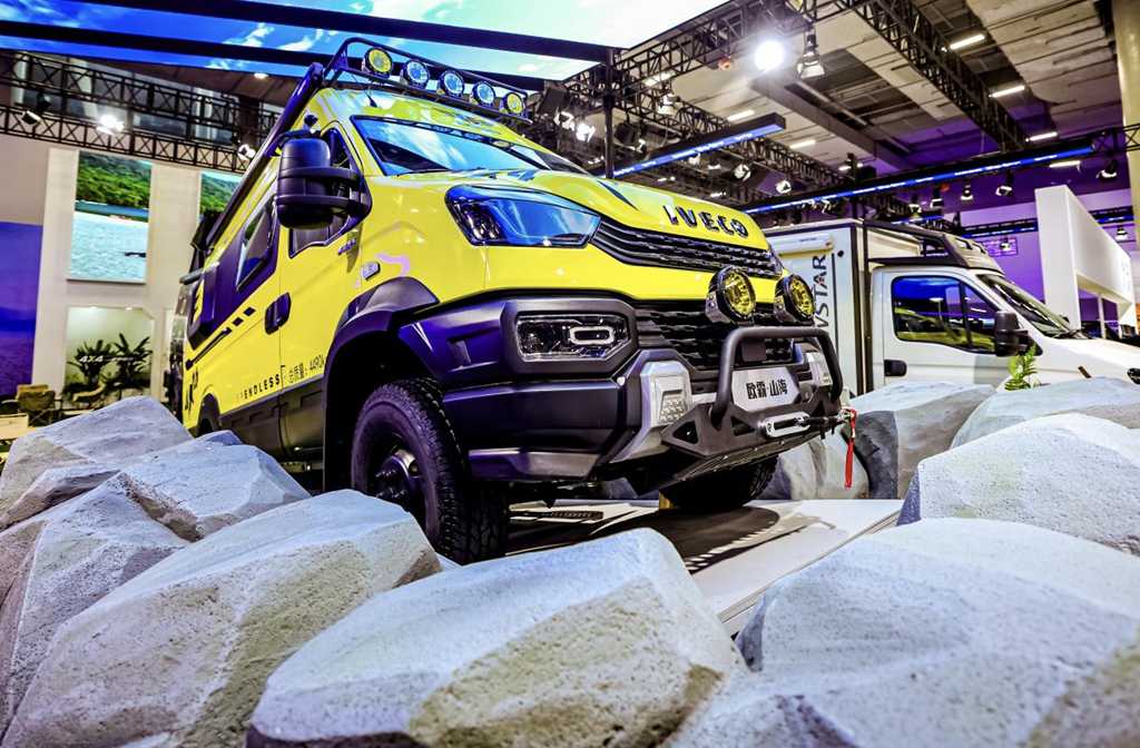 依维柯欧霸·山海房车:越野征途的无畏领航者 - 第4张 - 提加商用车网 依维柯欧霸·山海房车:越野征途的无畏领航者 - 第4张