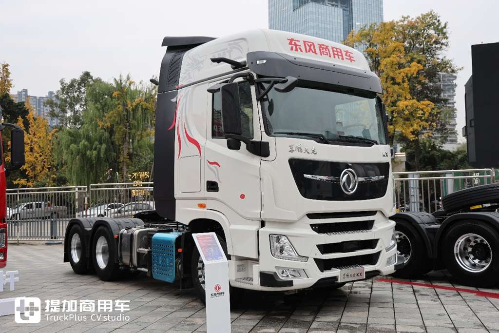 第六代车型即将来袭,东风商用车2025合作伙伴大会现场展车真多,都有哪些亮点配置? - 第4张 - 提加商用车网 第六代车型即将来袭,东风商用车2025合作伙伴大会现场展车真多,都有哪些亮点配置? - 第4张