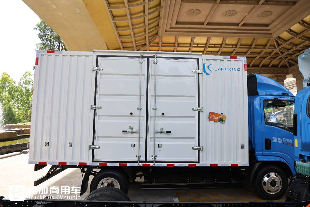 打造定制化运输场景用车,深耕快递等行业,蓝擎EN真是多场景全能选手 - 第4张 - 提加商用车网 打造定制化运输场景用车,深耕快递等行业,蓝擎EN真是多场景全能选手 - 第4张