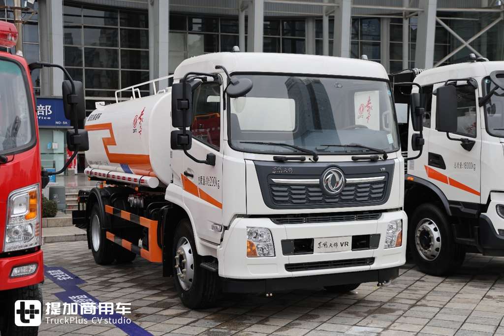 第六代车型即将来袭,东风商用车2025合作伙伴大会现场展车真多,都有哪些亮点配置? - 第45张 - 提加商用车网 第六代车型即将来袭,东风商用车2025合作伙伴大会现场展车真多,都有哪些亮点配置? - 第45张