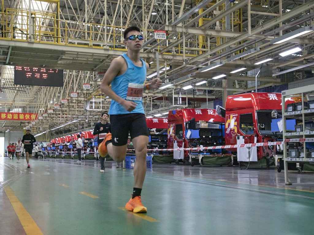 东风柳汽70而上,2024柳州10公里路跑公开赛圆满收官 - 第6张 - 提加商用车网 东风柳汽70而上,2024柳州10公里路跑公开赛圆满收官 - 第6张