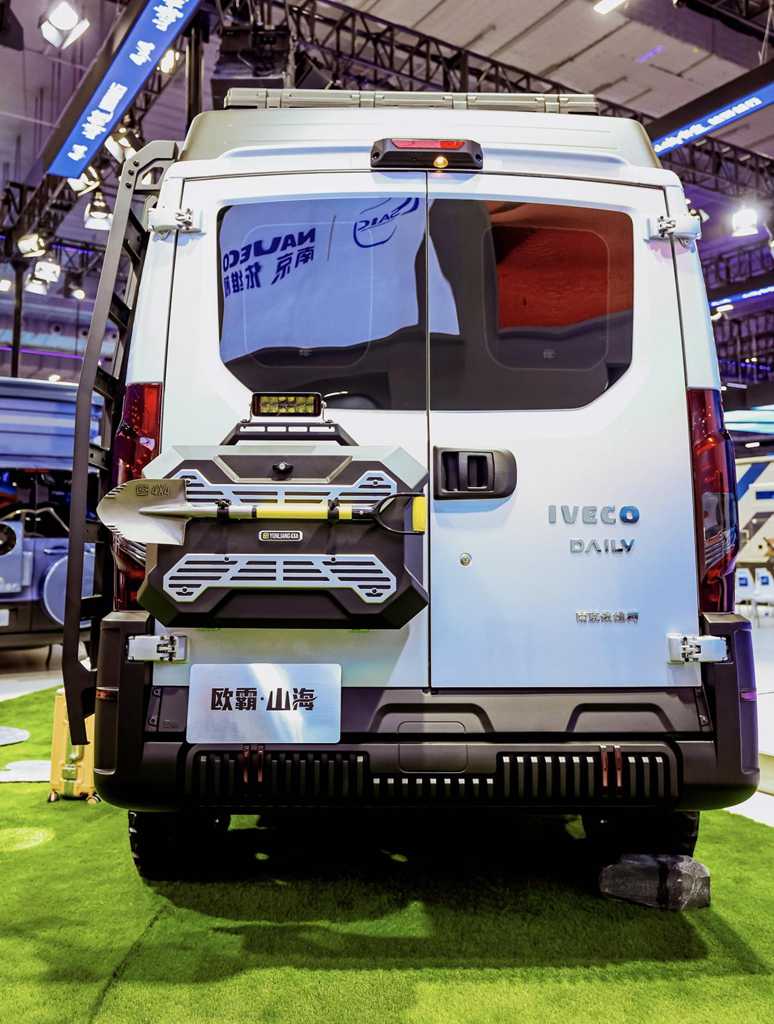 依维柯欧霸·山海房车:越野征途的无畏领航者 - 第7张 - 提加商用车网 依维柯欧霸·山海房车:越野征途的无畏领航者 - 第7张