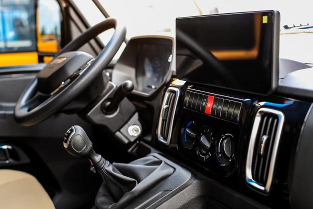 动力强、空间大,效率高!依维柯得意荣获“高效城配推荐VAN车”! - 第7张 - 提加商用车网 动力强、空间大,效率高!依维柯得意荣获“高效城配推荐VAN车”! - 第7张