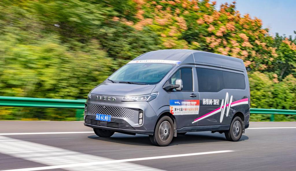 动力强、空间大,效率高!依维柯得意荣获“高效城配推荐VAN车”! - 第8张 - 提加商用车网 动力强、空间大,效率高!依维柯得意荣获“高效城配推荐VAN车”! - 第8张