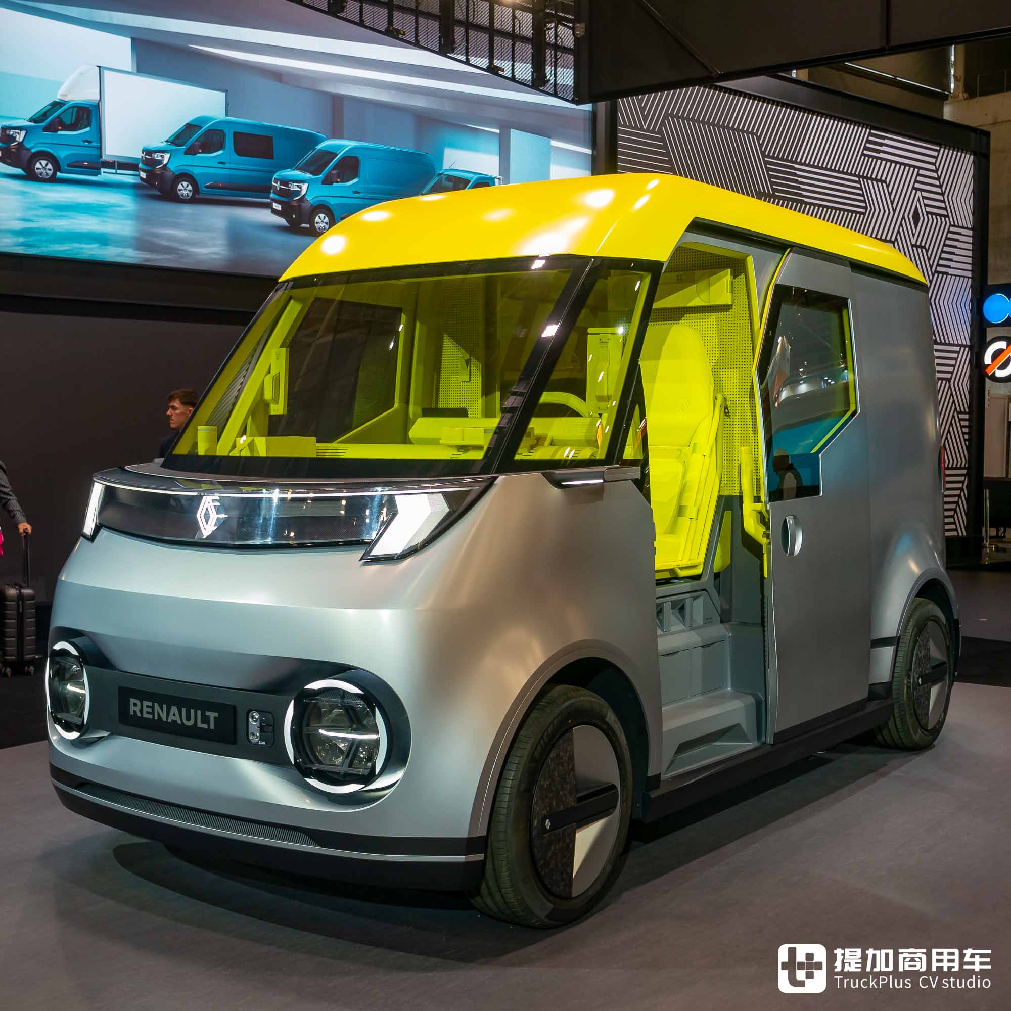 赛博朋克结合复古风格,纯电厢货快递利器,雷诺Estafette概念车实拍 - 第1张 - 提加商用车网 赛博朋克结合复古风格,纯电厢货快递利器,雷诺Estafette概念车实拍 - 第1张