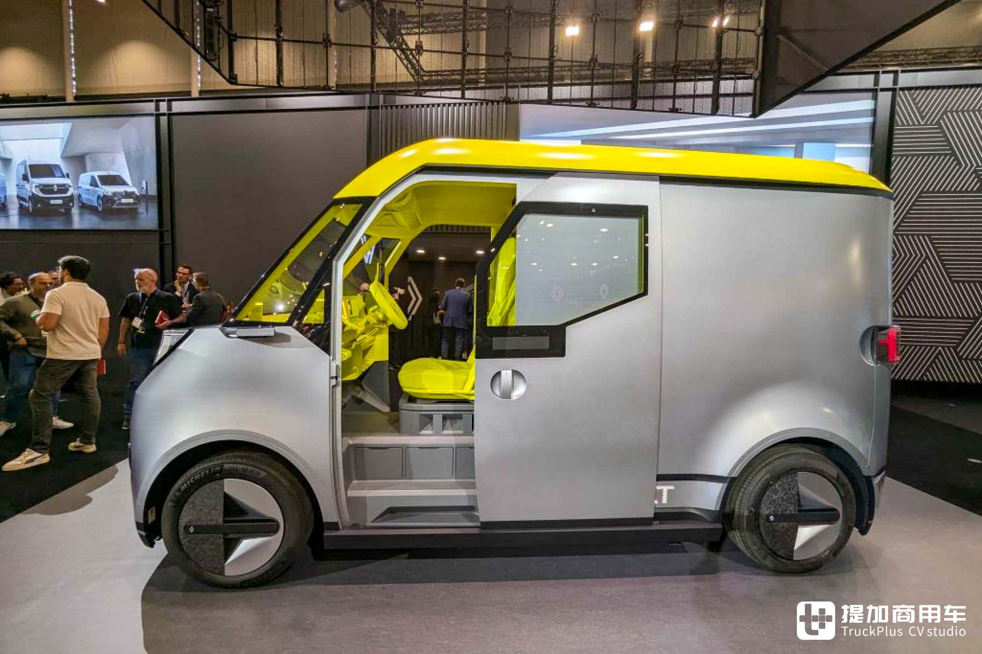 赛博朋克结合复古风格,纯电厢货快递利器,雷诺Estafette概念车实拍 - 第12张 - 提加商用车网 赛博朋克结合复古风格,纯电厢货快递利器,雷诺Estafette概念车实拍 - 第12张