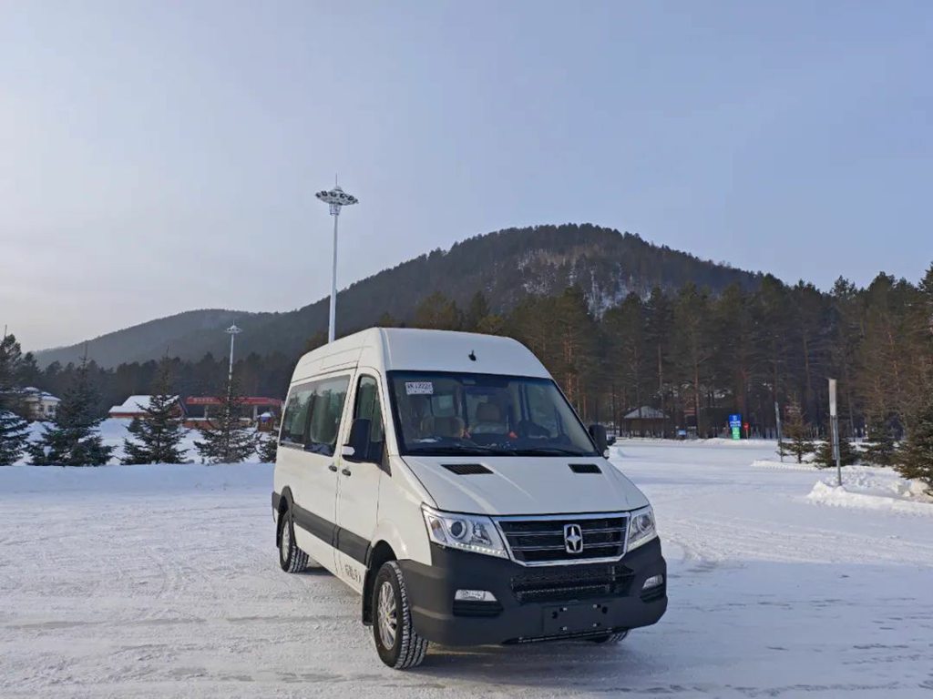 喜讯!欧睿2.0漠河完成极寒试验 蛇年VAN市场又添新品 - 第2张 - 提加商用车网 喜讯!欧睿2.0漠河完成极寒试验 蛇年VAN市场又添新品 - 第2张