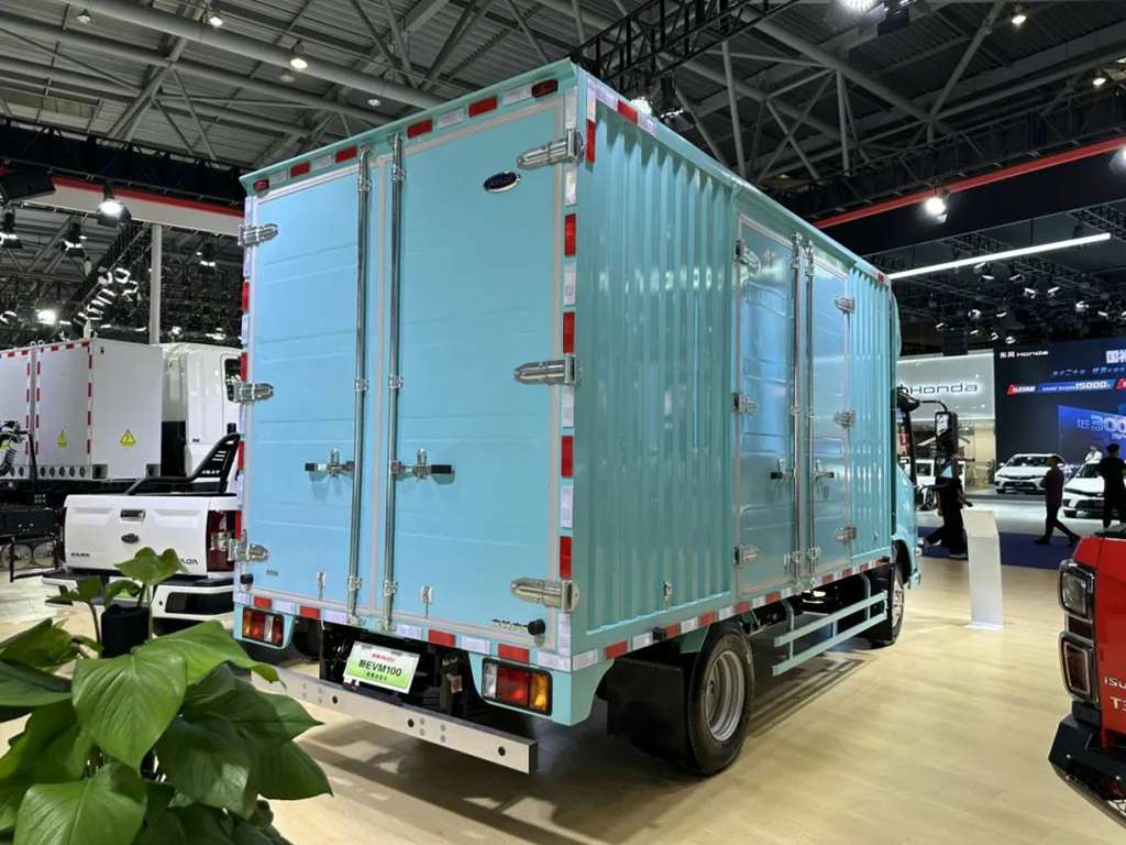 庆铃五十铃新EVM100，城配创富的不二之选 - 第2张