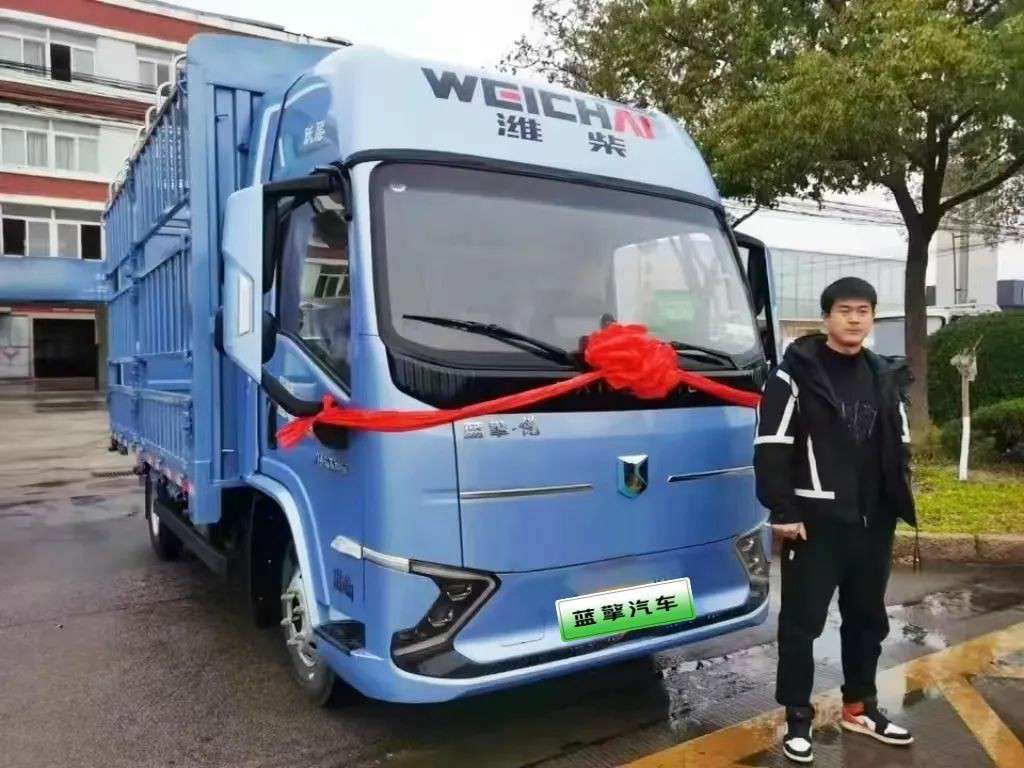 蓝擎EHPro135度平台纯电轻卡:让刘师傅的果蔬配送更高效! - 第1张 - 提加商用车网 蓝擎EHPro135度平台纯电轻卡:让刘师傅的果蔬配送更高效! - 第1张