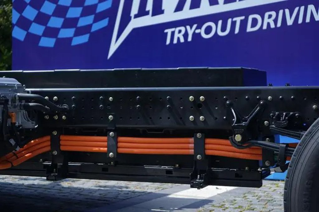 大电量 长续航!蓝擎EHPro156度平台纯电轻卡担起城际运输重任! - 第3张 - 提加商用车网 大电量 长续航!蓝擎EHPro156度平台纯电轻卡担起城际运输重任! - 第3张