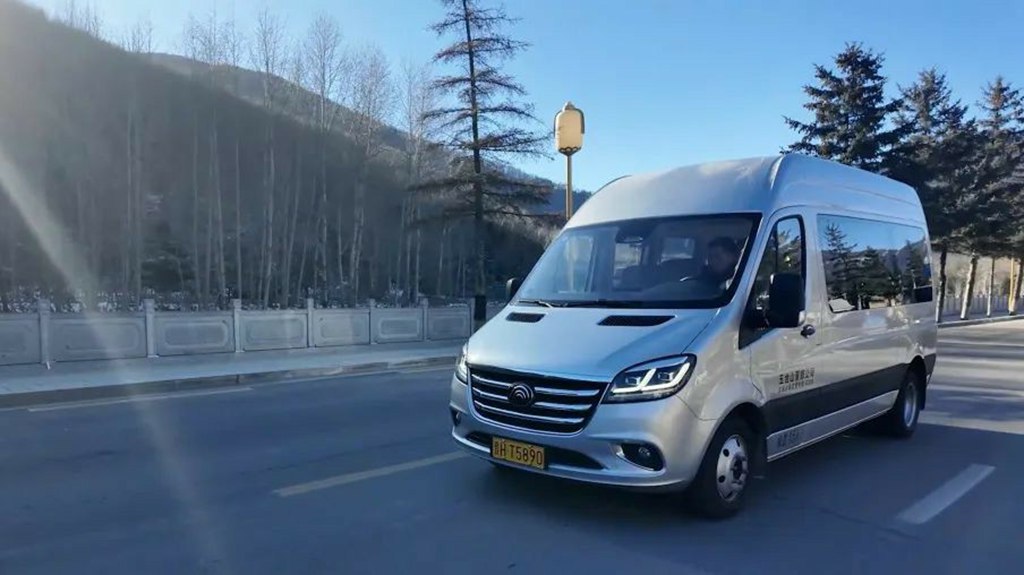 高端旅游新“搭子”,宇通天骏开启五台山智慧出行新体验 - 第4张 - 提加商用车网 高端旅游新“搭子”,宇通天骏开启五台山智慧出行新体验 - 第4张