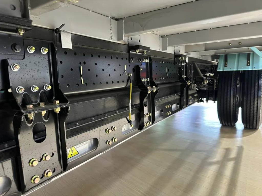 庆铃五十铃新EVM100，城配创富的不二之选 - 第4张