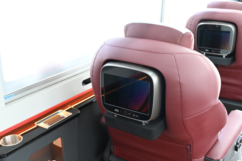 年度荣誉!苏州金龙新V系客车获影响中国客车业两项大奖 - 第4张 - 提加商用车网 年度荣誉!苏州金龙新V系客车获影响中国客车业两项大奖 - 第4张