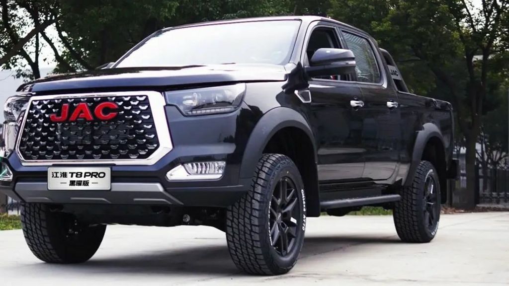 纵横商海 畅享越野,江淮T8 PRO黑曜版解锁你的多面生活 - 第5张 - 提加商用车网 纵横商海 畅享越野,江淮T8 PRO黑曜版解锁你的多面生活 - 第5张