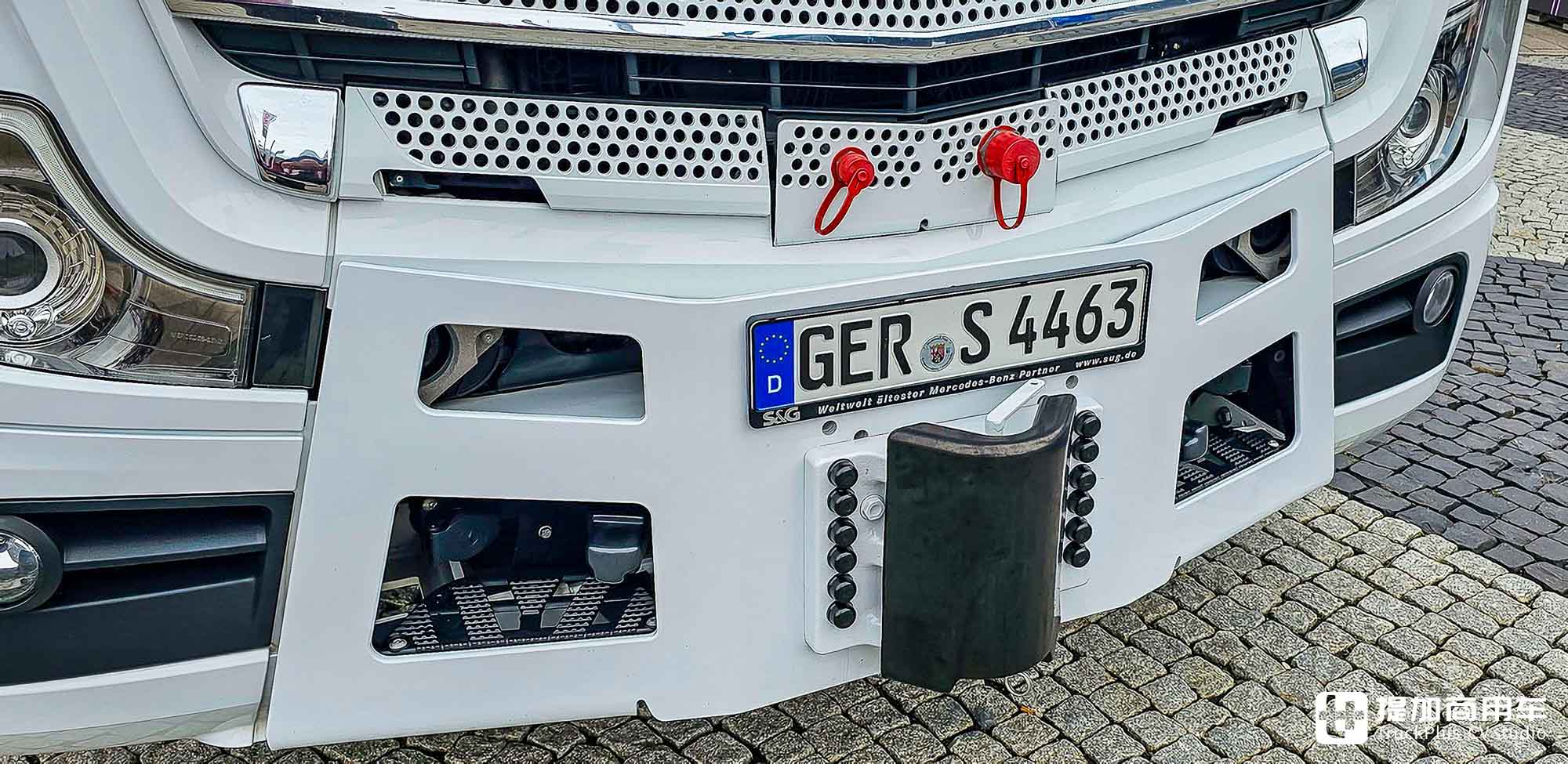 战斗力高达500吨!大件运输行业典范,这台奔驰Actros SLT大件牵引车配置不一般 - 第7张 - 提加商用车网 战斗力高达500吨!大件运输行业典范,这台奔驰Actros SLT大件牵引车配置不一般 - 第7张