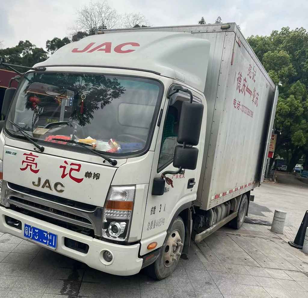 “稳准快”三字箴言 帮助梁老板成为肇庆商超配送“大佬” - 第1张 - 提加商用车网 “稳准快”三字箴言 帮助梁老板成为肇庆商超配送“大佬” - 第1张