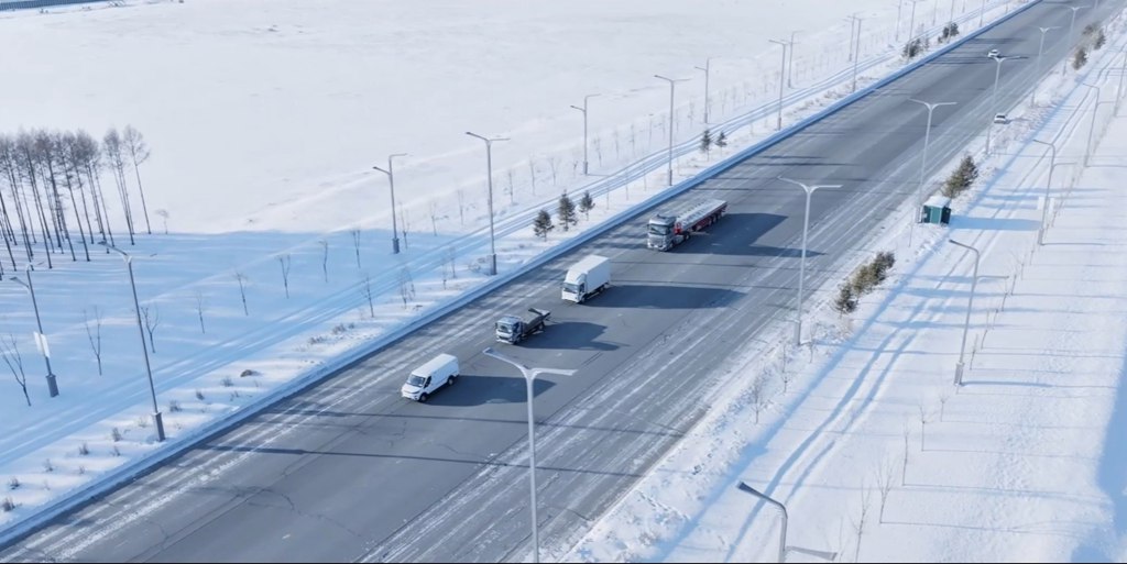 【有卡有料】江淮1卡性能卓越,无惧极寒,破冰黑河 - 第1张 - 提加商用车网 【有卡有料】江淮1卡性能卓越,无惧极寒,破冰黑河 - 第1张