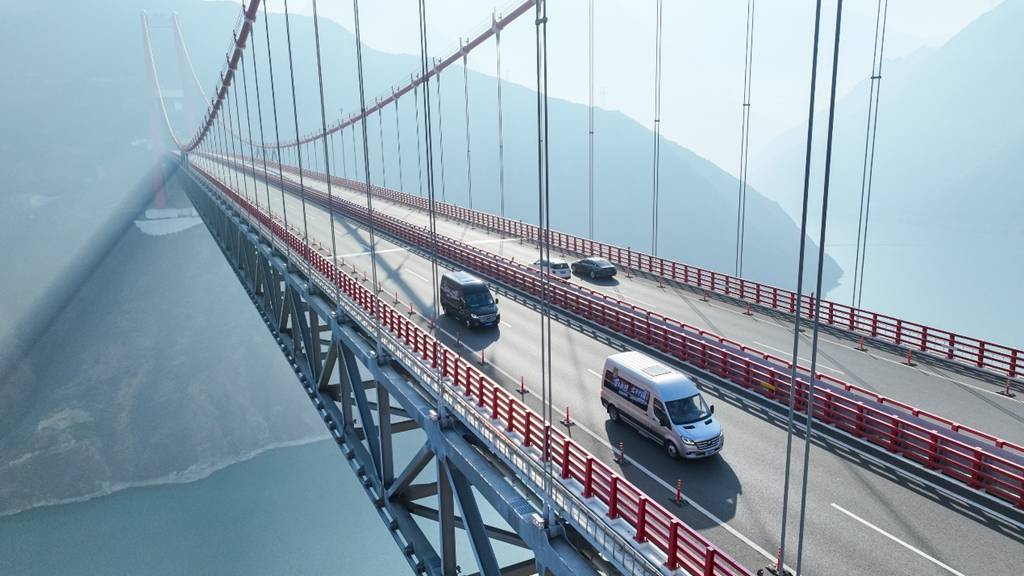 闯川藏,攀珠峰!2025宇通“天骏杯”万里长测正式启航 - 第2张 - 提加商用车网 闯川藏,攀珠峰!2025宇通“天骏杯”万里长测正式启航 - 第2张