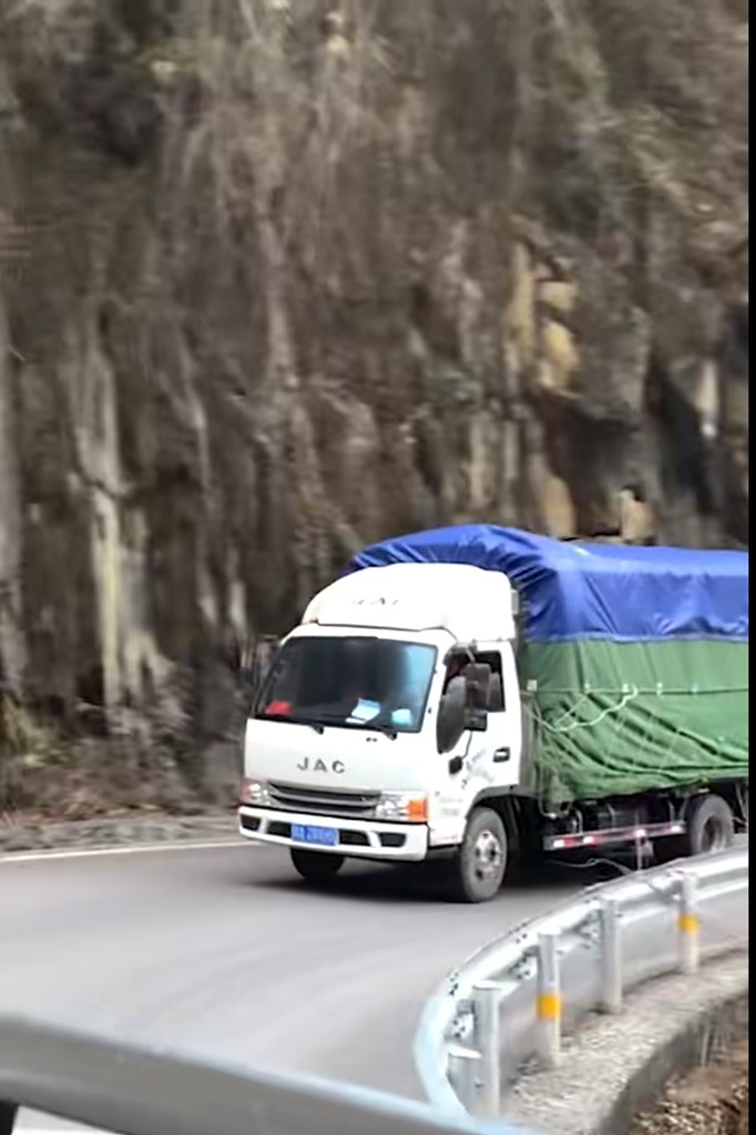 【1号伙伴】风雪再大,山路再陡,总有善意暖人心 - 第2张 - 提加商用车网 【1号伙伴】风雪再大,山路再陡,总有善意暖人心 - 第2张