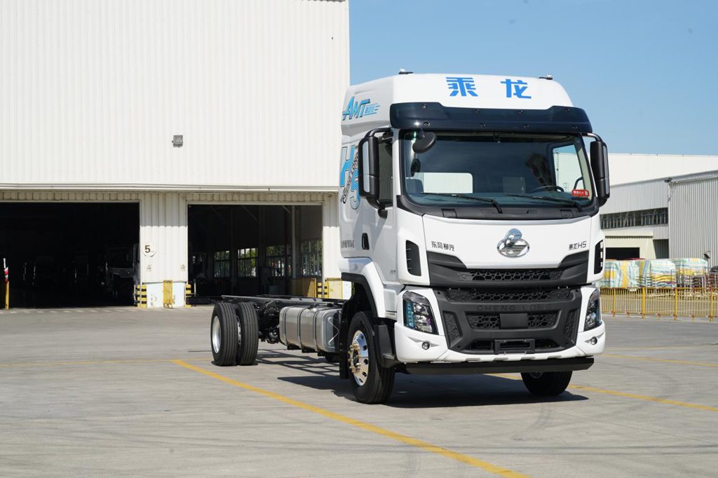 东风柳汽乘龙H5大单桥载货车荣获第七届智远杯“运输人口碑经济节能载货车”奖项 - 第3张