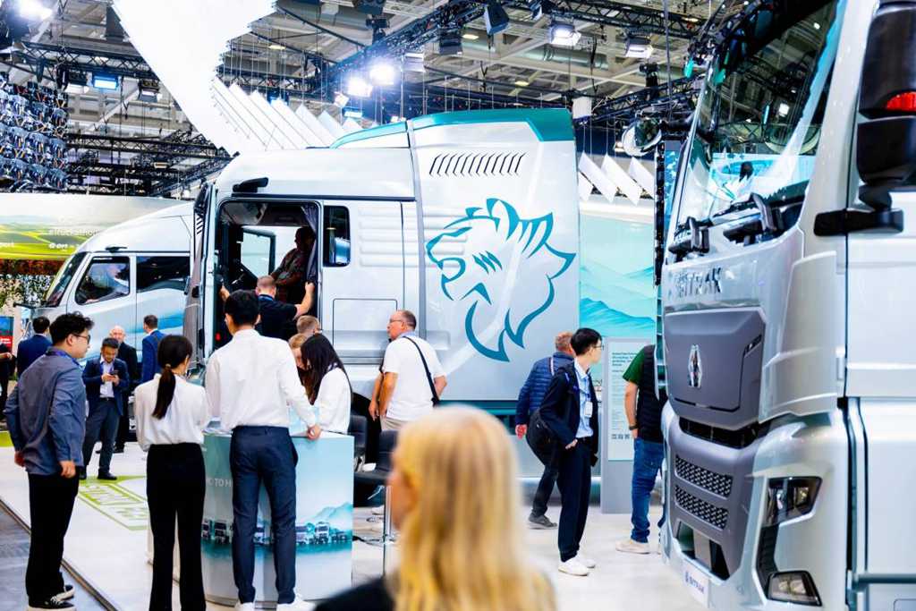 所向披靡，一往无前！中国重汽荣登2024年重卡销量总冠军宝座！ - 第5张