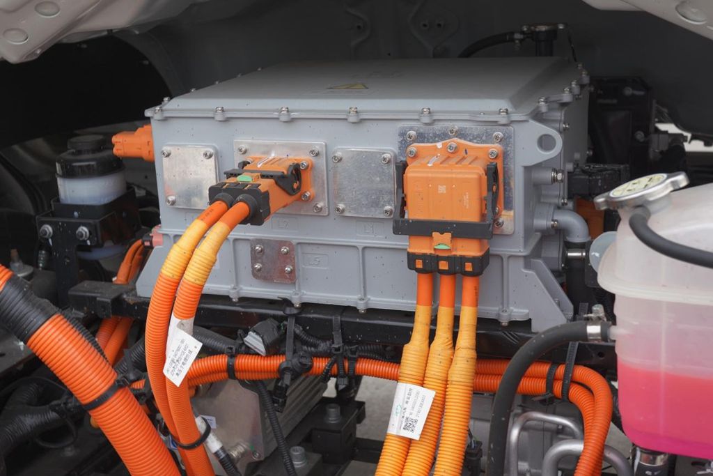 跑城郊冷链运输,认准江淮新能源轻卡EK7! - 第5张 - 提加商用车网 跑城郊冷链运输,认准江淮新能源轻卡EK7! - 第5张