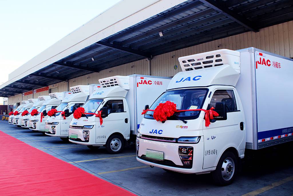 江淮1卡交车频频 启新2025创富征途 - 第7张 - 提加商用车网 江淮1卡交车频频 启新2025创富征途 - 第7张