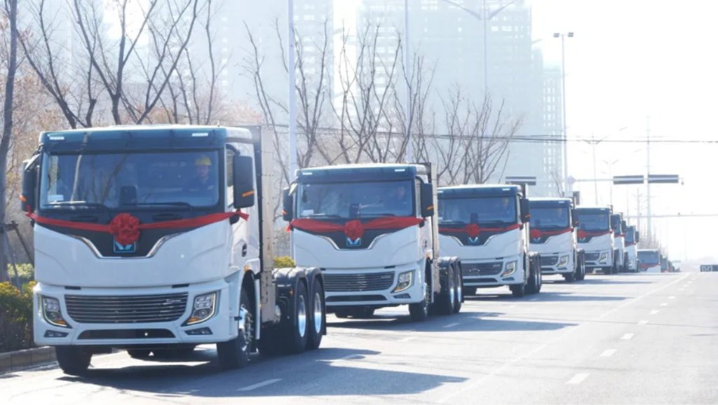 百台齐发,千台签约!徐工新能源牵引车奔赴 - 第4张 - 提加商用车网 百台齐发,千台签约!徐工新能源牵引车奔赴 - 第4张