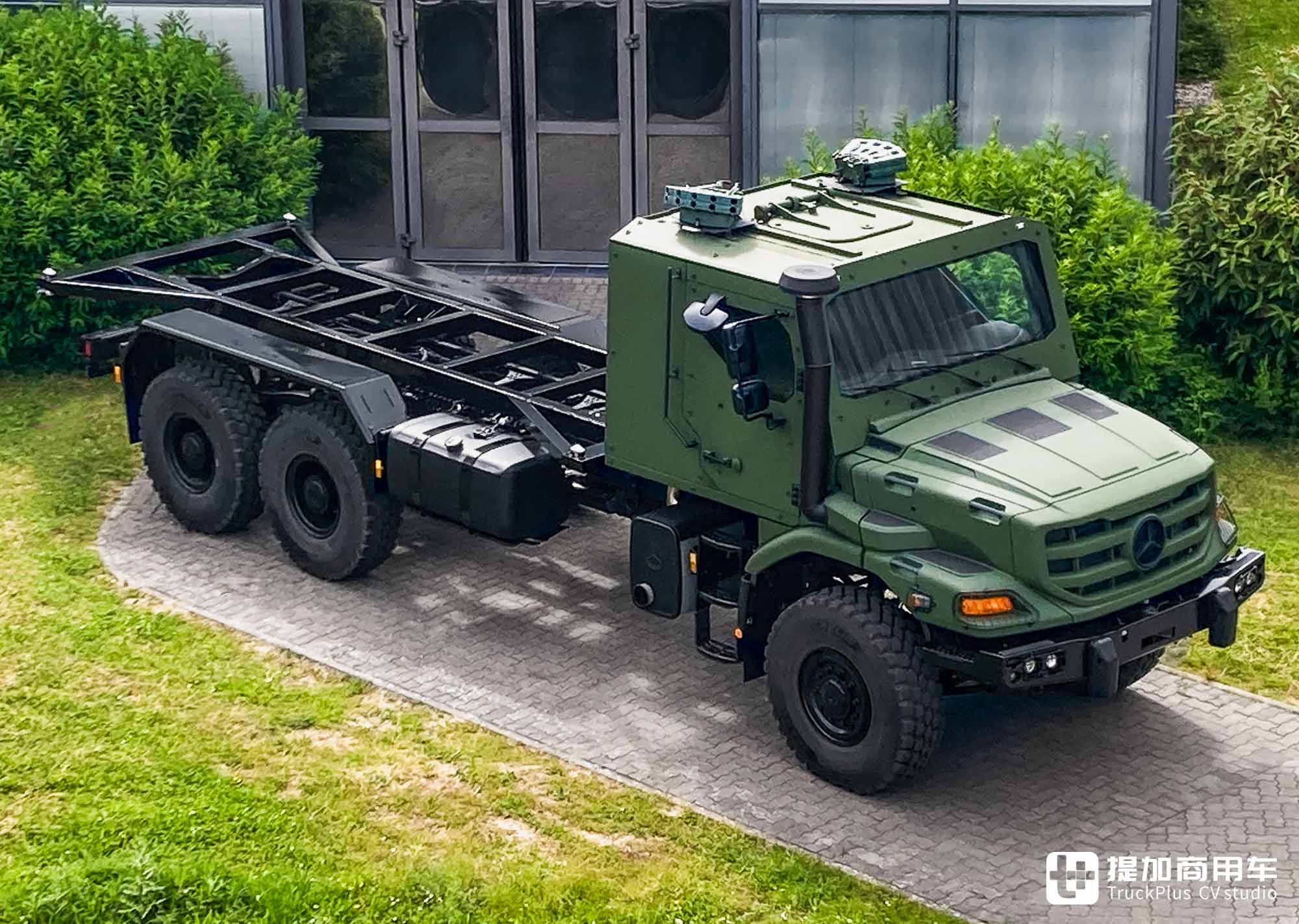 大力投资军用卡车,Zetros长头越野、Arocs重拖亮相,看奔驰IDEX防务展产品 - 第11张 - 提加商用车网 大力投资军用卡车,Zetros长头越野、Arocs重拖亮相,看奔驰IDEX防务展产品 - 第11张
