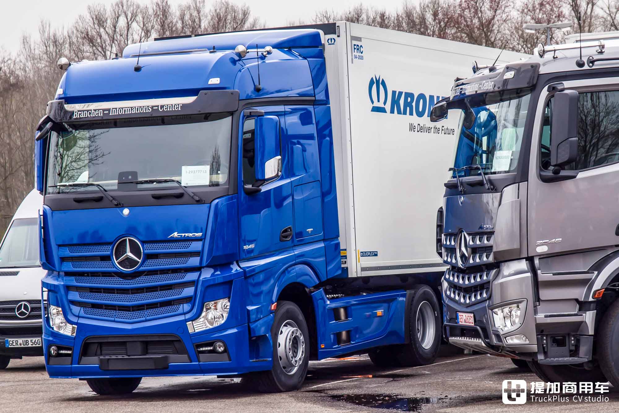 十年时光有何变革?第四代Actros、Arocs成主流,回顾十年前的奔驰卡车沃尔特工厂 - 第4张 - 提加商用车网 十年时光有何变革?第四代Actros、Arocs成主流,回顾十年前的奔驰卡车沃尔特工厂 - 第4张