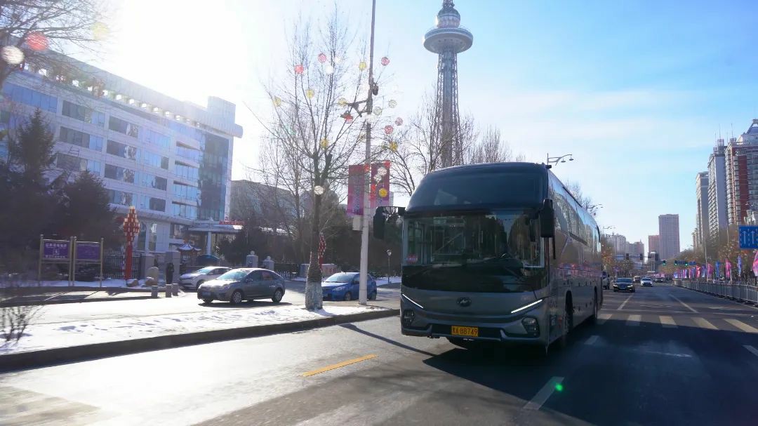 破“冰”前行！苏州金龙-20℃极寒保障亚冬会交通通勤 - 第4张