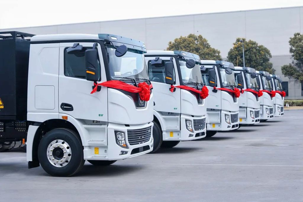 战投见证、千台订单、批量交付!徐工新能源重卡“电”亮新未来! - 第2张 - 提加商用车网 战投见证、千台订单、批量交付!徐工新能源重卡“电”亮新未来! - 第2张