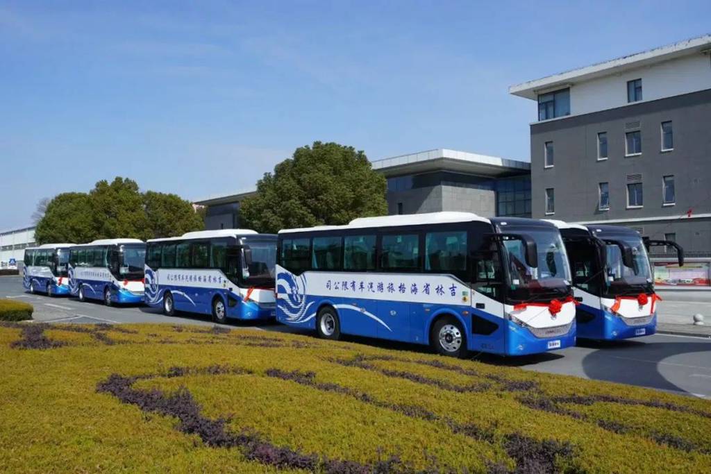 “吉”刻出发!安凯N90领跑吉林跨境文旅新干线 - 第3张 - 提加商用车网 “吉”刻出发!安凯N90领跑吉林跨境文旅新干线 - 第3张