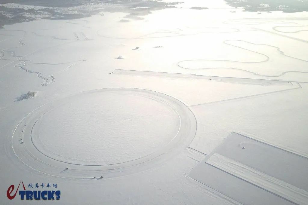 动能回收车桥、轮胎自动充气等挂车“黑科技”亮相,带你看赛夫华兰德冬季测试的最新产品 - 第2张 - 提加商用车网 动能回收车桥、轮胎自动充气等挂车“黑科技”亮相,带你看赛夫华兰德冬季测试的最新产品 - 第2张